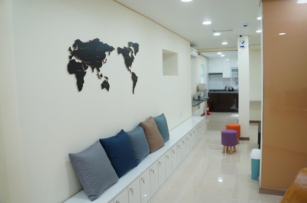 Namsan Gil House